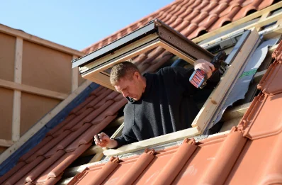 Pose de fenêtres de toit Velux à Wuenheim